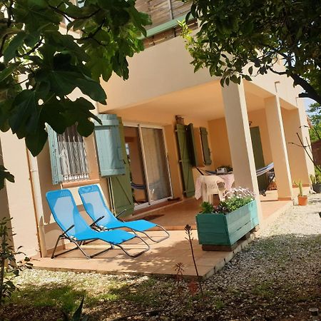 L'Oliveraie Hyeres Exterior photo