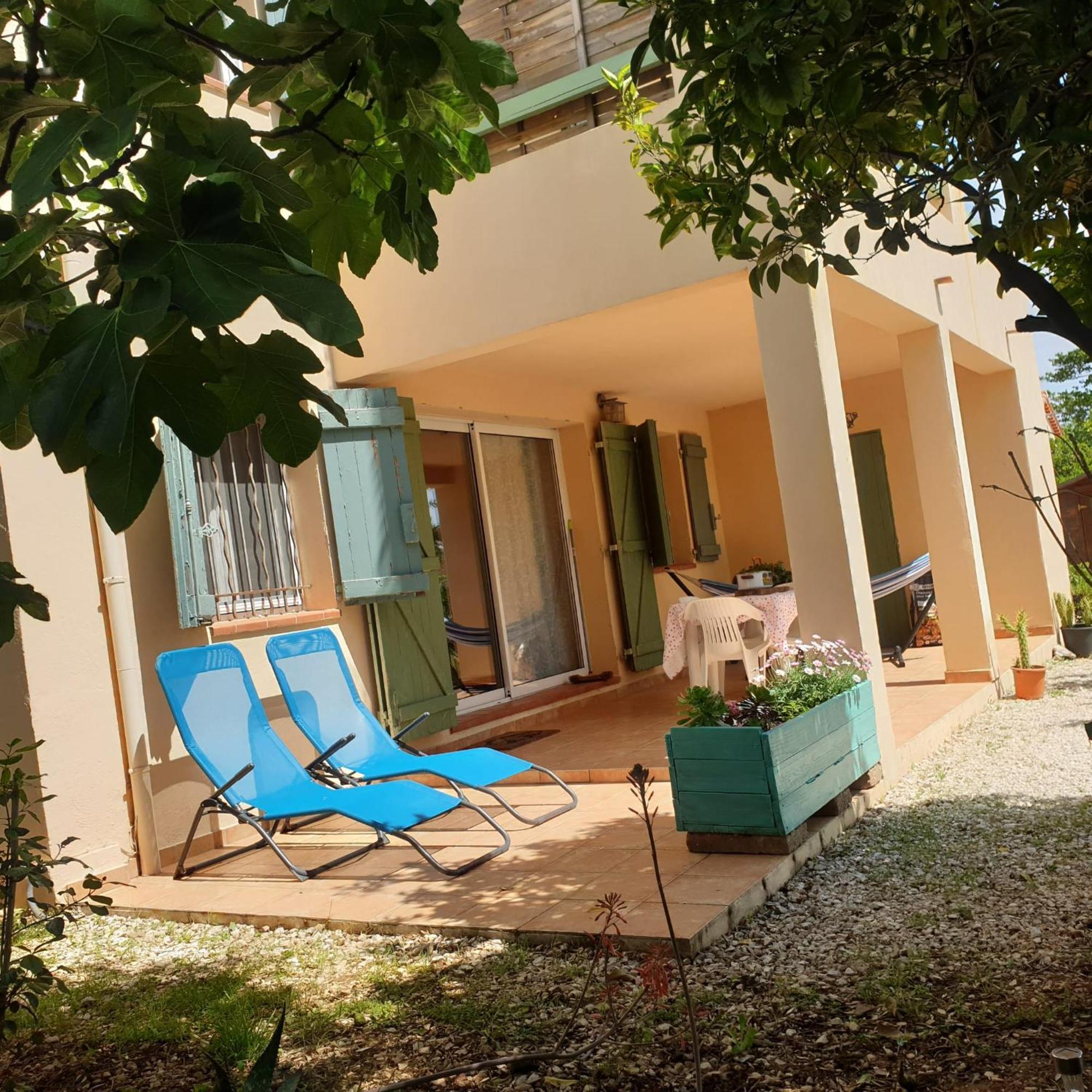 L'Oliveraie Hyeres Exterior photo
